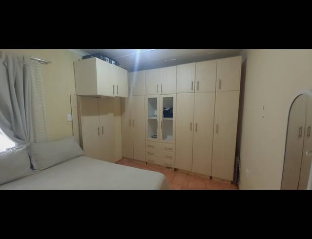 3 BEDROOM HOUSE FOR SALE IN BAYVIEW
